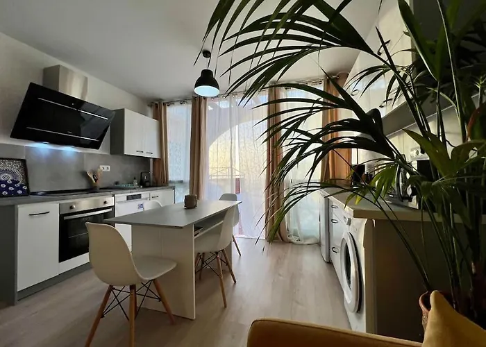 Ap Julia Apartament *